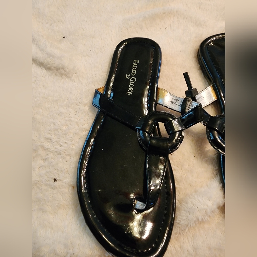 Girls black sandals